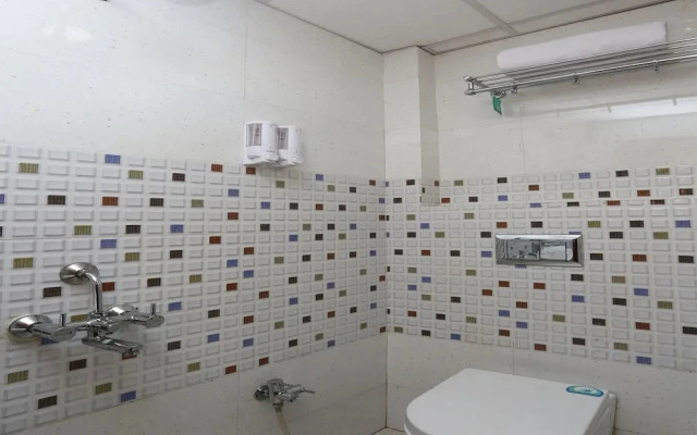 Hotel RR Palace by OYO Rooms