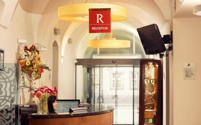 Hotel Ambassador