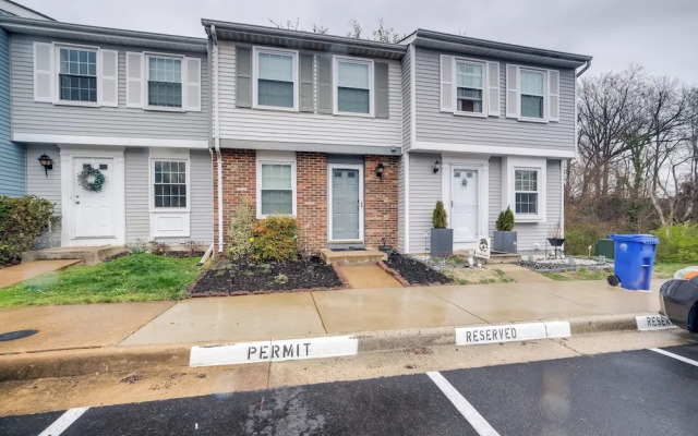 Quaint Arlington Vacation Rental w/ Patio!