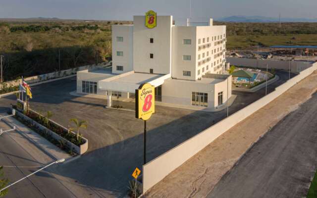 Super 8 By Wyndham Manzanillo
