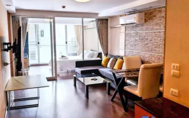 Short-Term Rental Allowed - 6D Downtown BKK Serviced Apartment