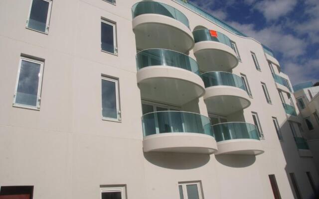 White Princess-Yzzis