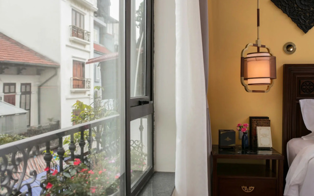 Lucien Hanoi Lakeside Hotel & Rooftop