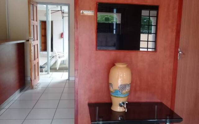 Qhwigaba Guest Lodge