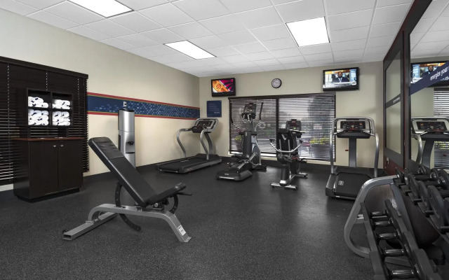 Hampton Inn Winston-Salem Hanes Mall