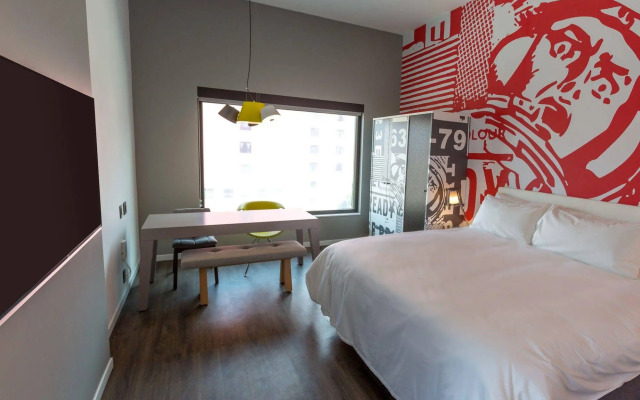 Radisson RED Minneapolis Downtown