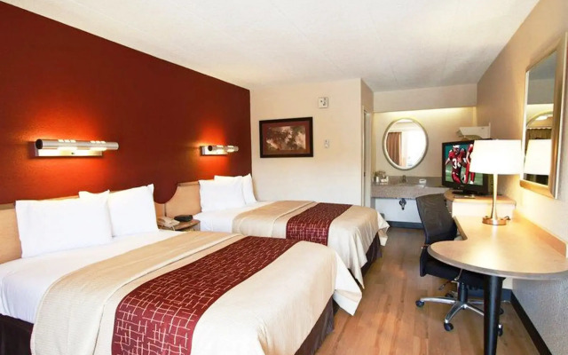 Red Roof Inn Enfield