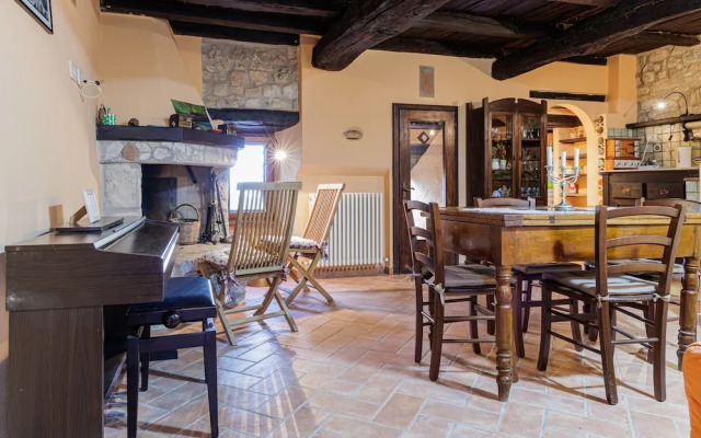 Apartment in Firenzuola Near Lake Arezzo