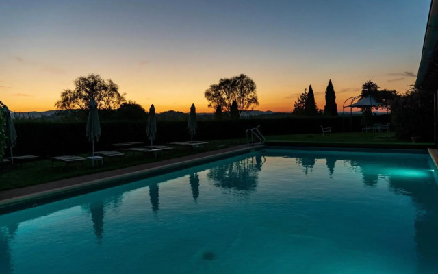 Porsenna Resort