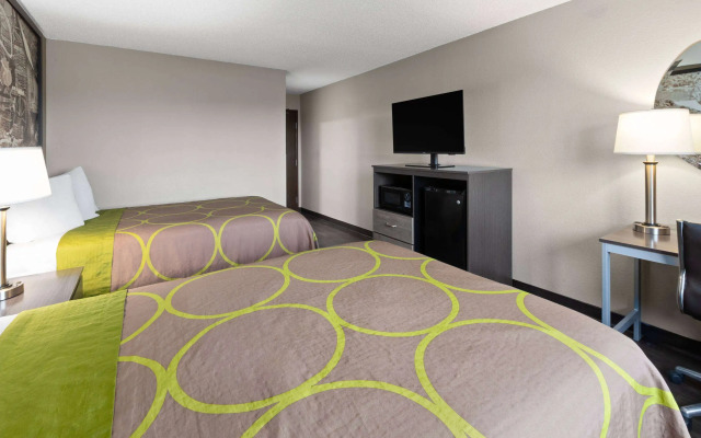 Super 8 by Wyndham Summersville/New River National Park