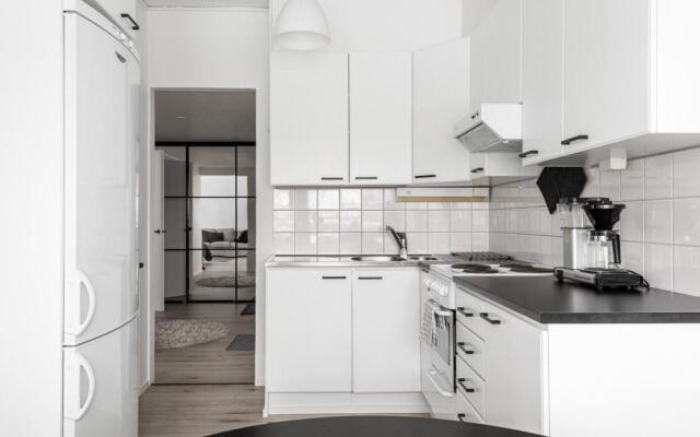 Fresh 2BR-apartment with FREE parking