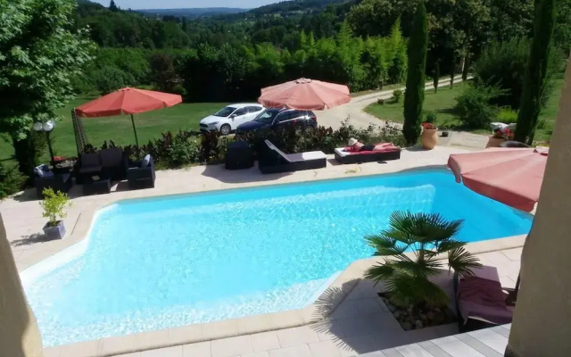 Studio in Sarlat-la-canéda, With Shared Pool, Furnished Garden and Wifi