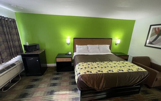 Bowers Hill Inn
