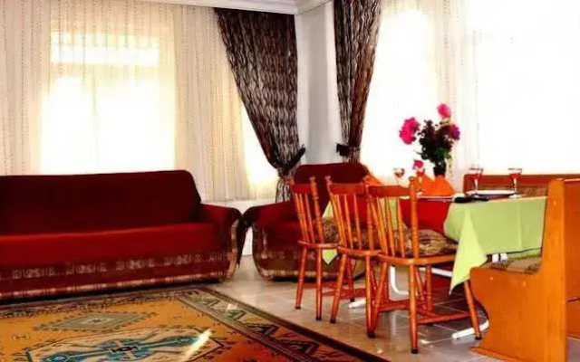Orient Apart Hotel