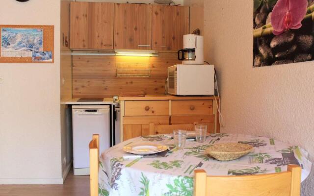 Appartement Vars, 1 pièce, 2 personnes - FR-1-330B-131