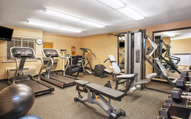 Candlewood Suites Indianapolis by IHG