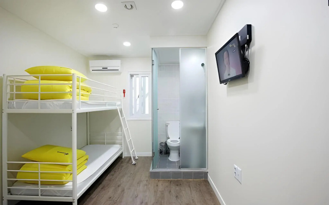 24 Guesthouse Myeongdong Avenue