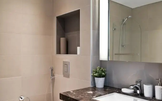 Aya - Fancy One Bedroom Apartment in Downtown Dubai