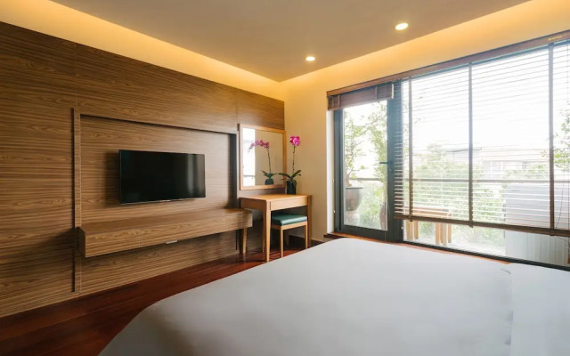 Thuy An Apartments