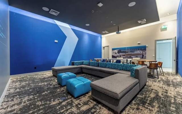 Daytona 2BR Getaway Parking Family & Pet-friendly