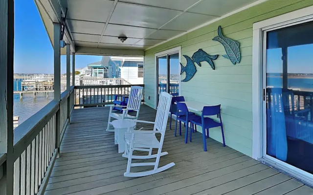 Seahorse Sound by Topsail Realty