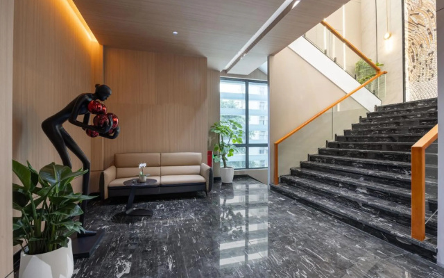 Guangzhou Lingyue Hotel (Canton Fair Transfer Service)