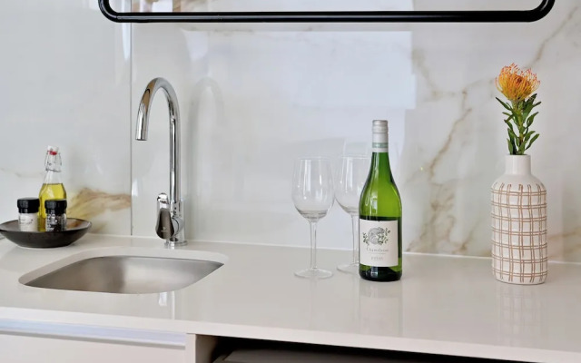 EIGHTY2 ON M - Fluent Serviced Apartments