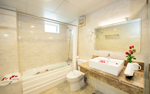 Eden Garden II Hotel