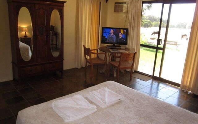 Marri Lodge & Cottages