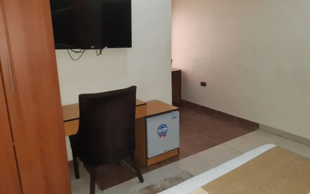 Extended Stay Grand Hotel