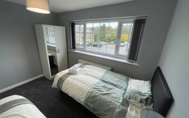 Summerville Manor Luxury Residency With Drive
