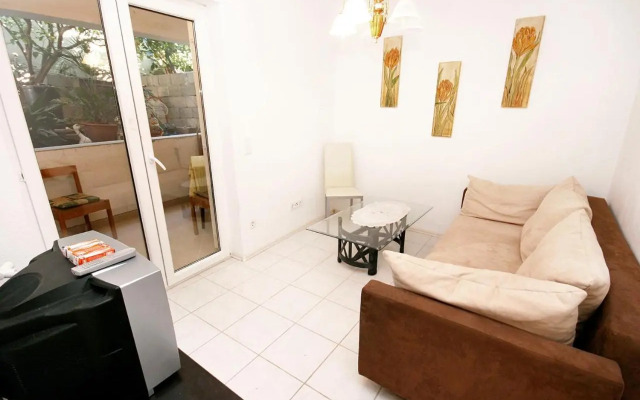Apartment Drasnice 6051b