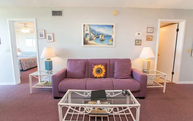 Oceanfront Luxury: 2BR Condo, St. Augustine