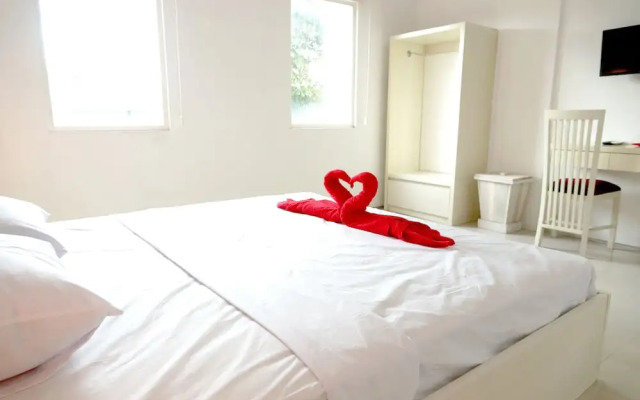 Oyo 1489 Simona Hotel