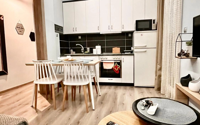 Sonias Central Jacuzzi Apartment