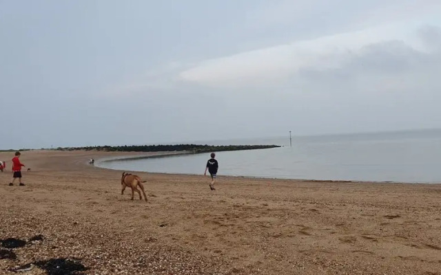 St Osyth- Sleeps8-freeparking-wifi-holidaypark