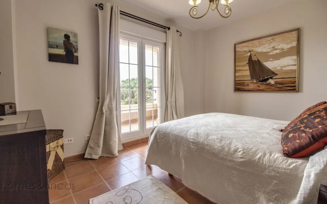 3 Bed Beach Apartment With Views Isla Canela