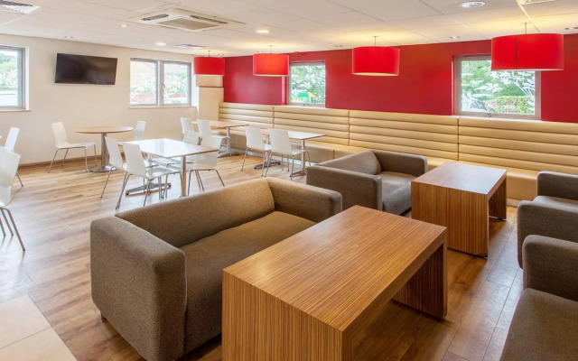 Travelodge Bracknell Central