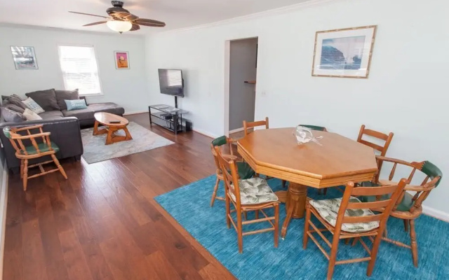 Ra15 609 - Endless Summer 3 Bedroom Cottage by RedAwning