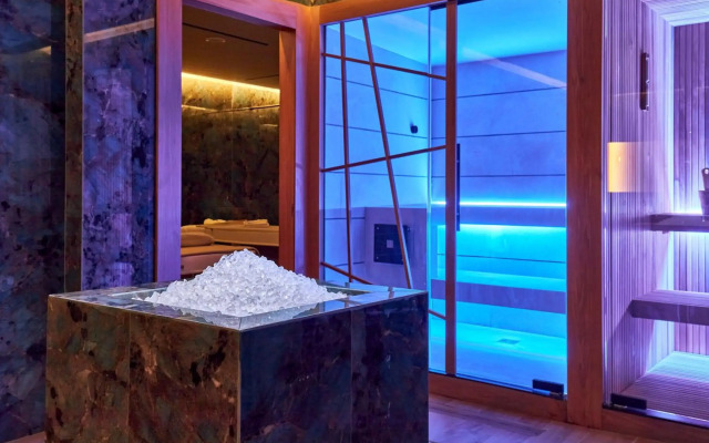 Castello Infinity Suites - Adults Only