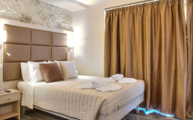 Porto Demo Hotel