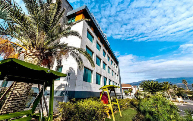 Poong Gyung Hotel