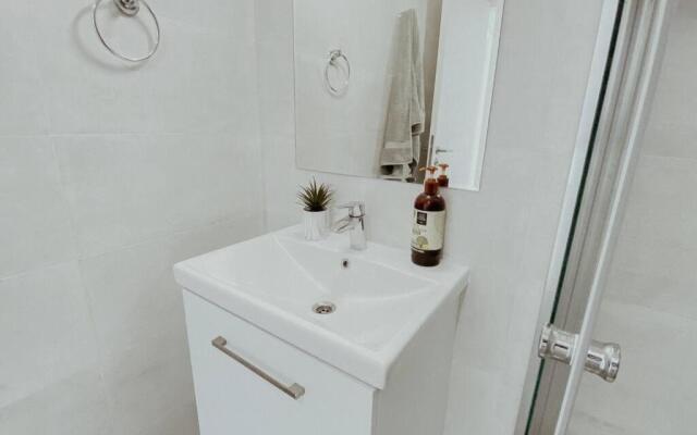 1 Bedroom with Panoramic Sea View