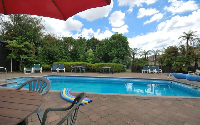 Alpin Motel & Conference Centre