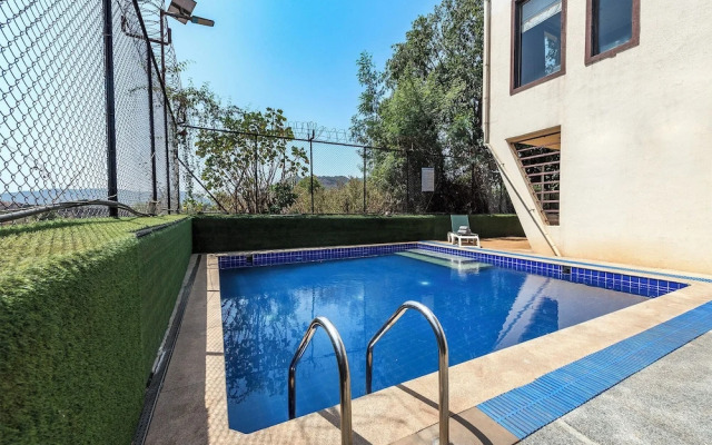 Cosmicstays Luxe Oasis Pool & Bar Villa