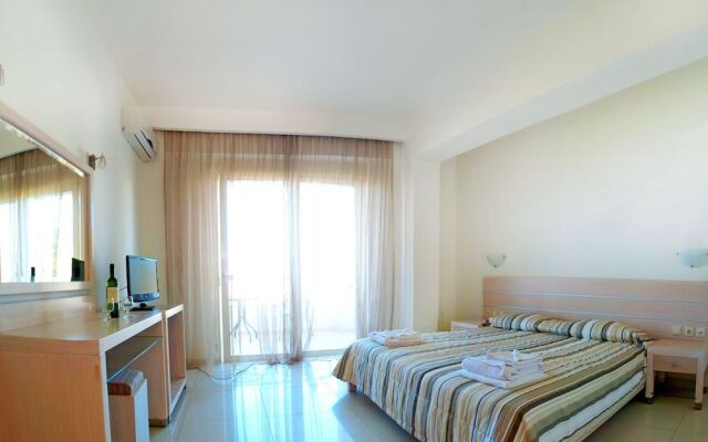 Apollo Apartments