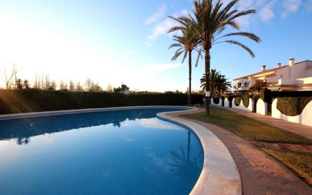 Villa Riviera