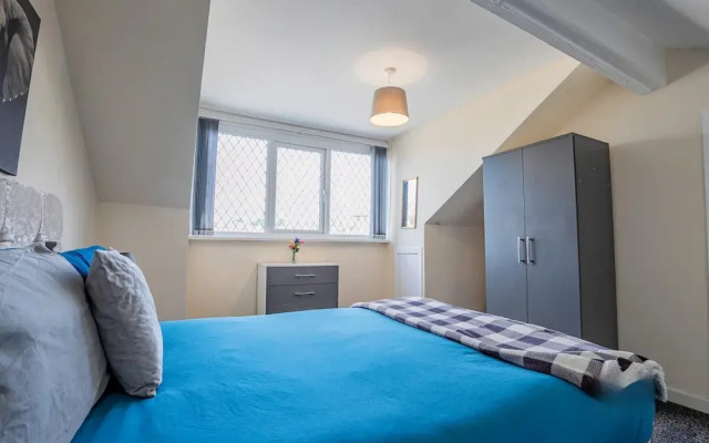Host Stay Park Cliffe House