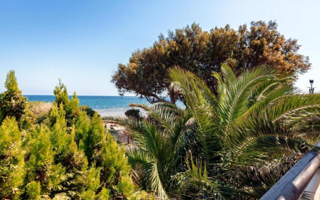 Athens windsurfing, Artemida Loutsa, Seaside Apartment