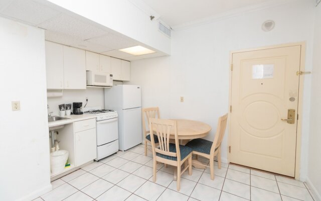 606 Apt Hollywood Beach